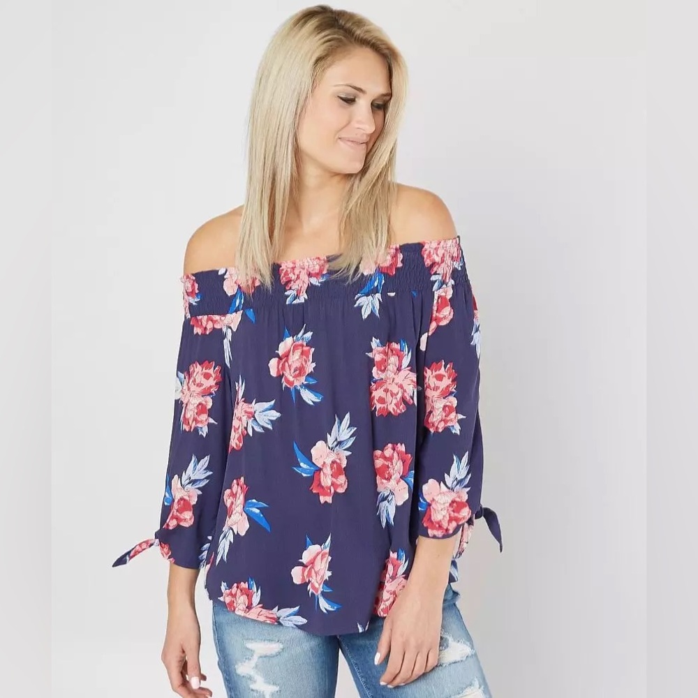 Buckle Jolt Floral Off The Shoulder Top Size Medium